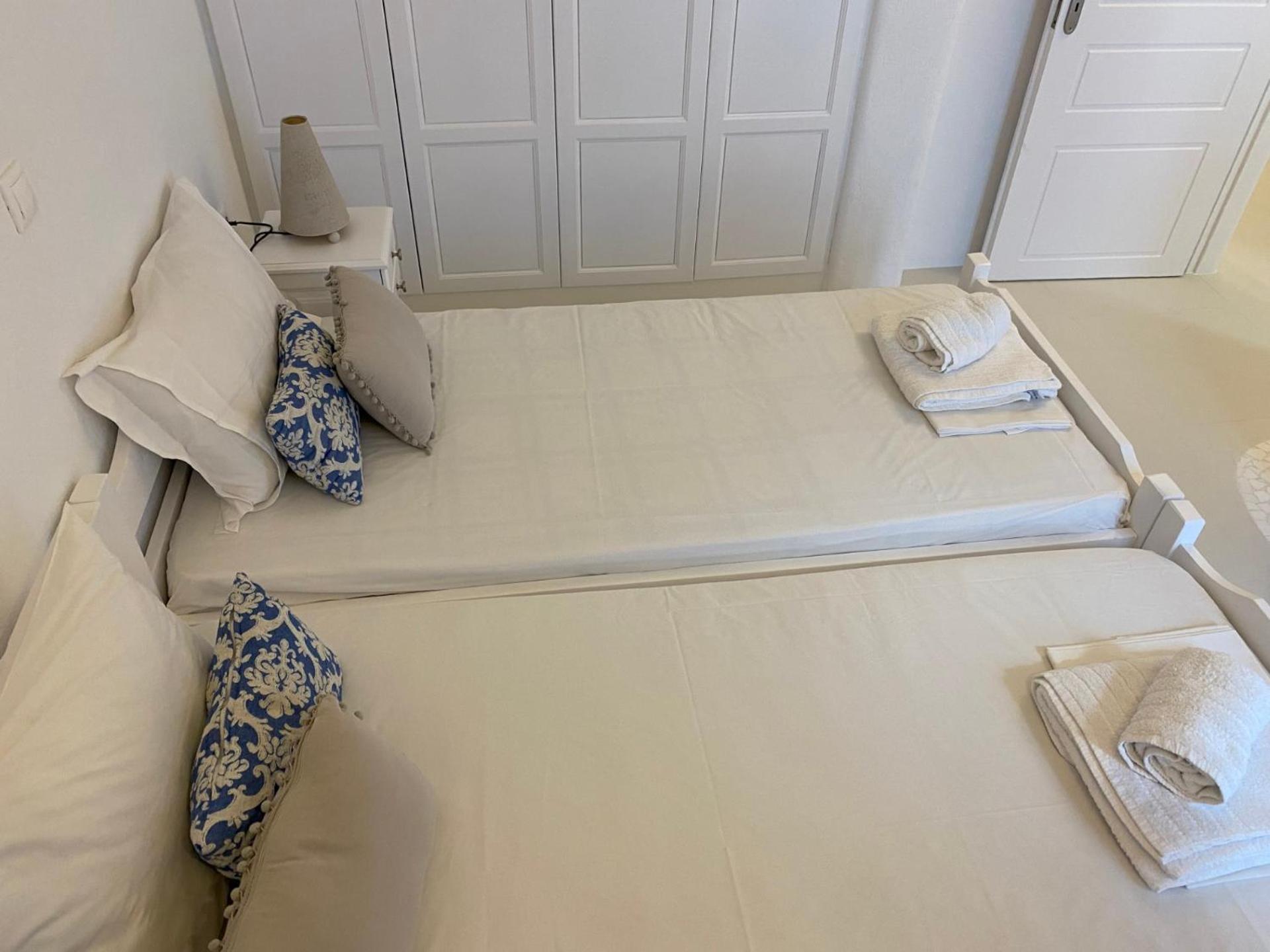 Rineia Complex By Live&travel Apartmán *