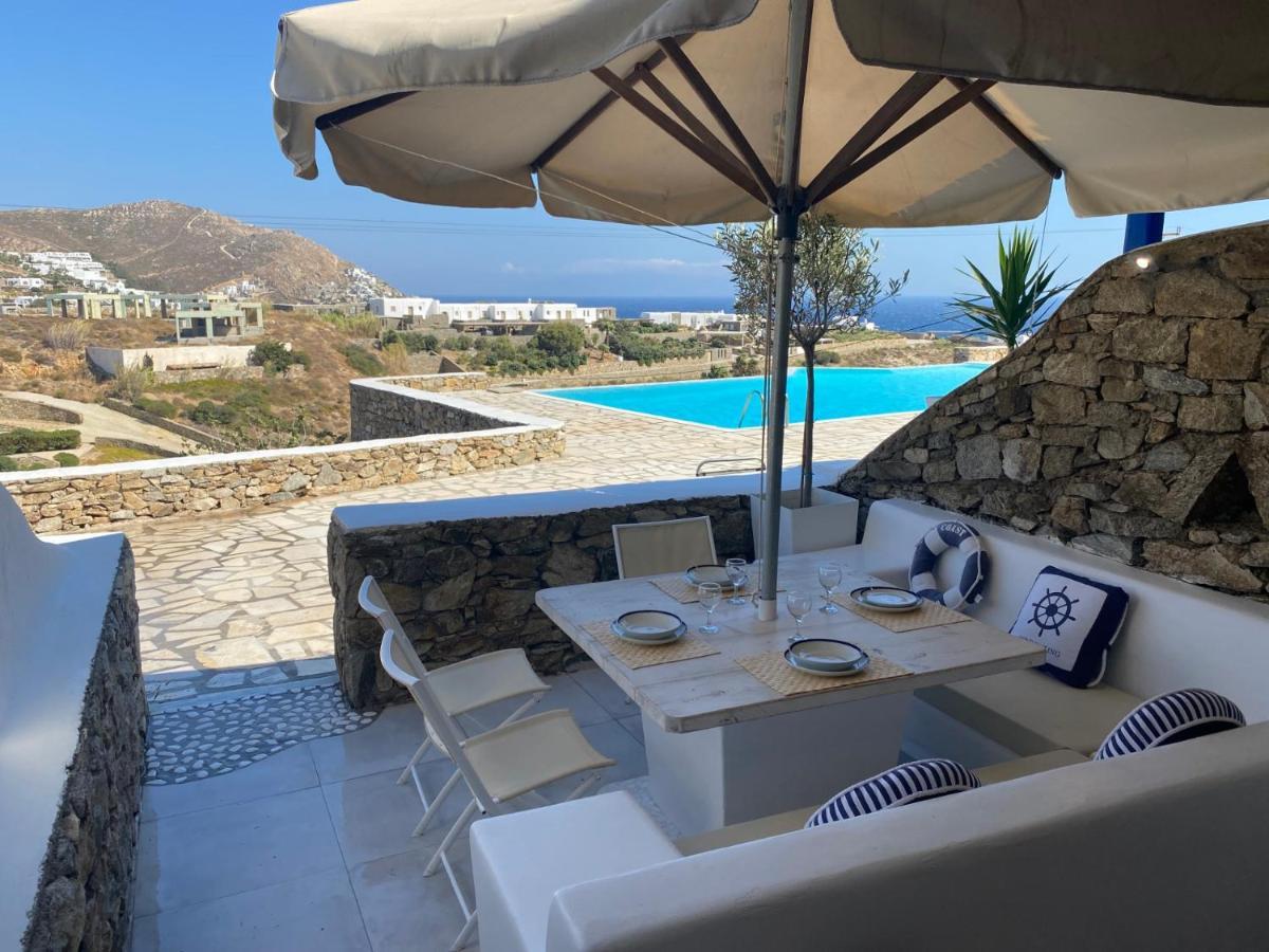 Apartment Rineia Complex By Live&travel